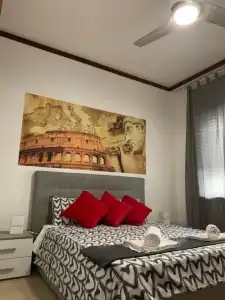 Bella Roma Guest House - 2