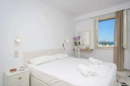 Soula Naxos - 4
