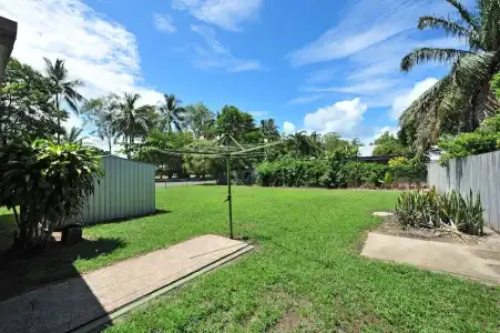 Seascape Holidays - 53 Reef Street - 30