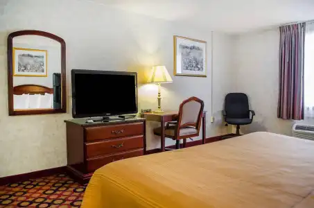 Quality Inn Enola - Harrisburg - 4