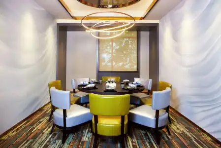 Park Plaza - 8