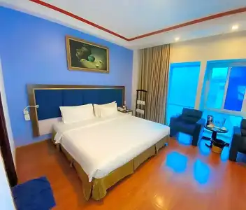 - 61 Luong Ngoc Quyen - 79