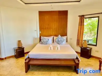 Twin Bay Resort - 190