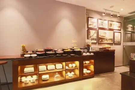 Cherry Boutique - 11