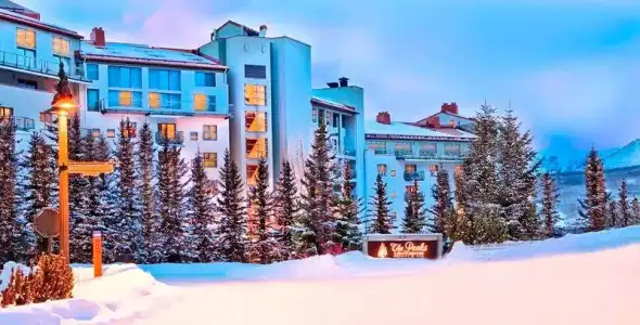 The Peaks Resort and Spa - 40