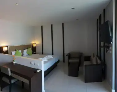 April Suites - 2