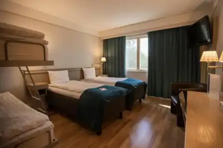 Adlon - 14