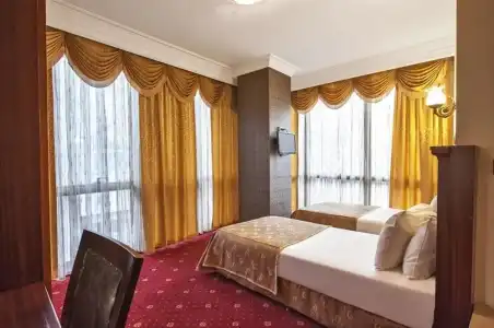 Grand Eyuboglu - 34