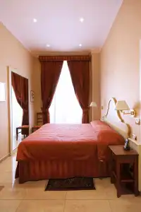 Roman Terrace - 14