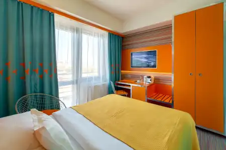 Continental - 5