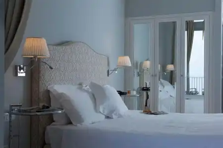 Riviera & Maximilians - 57