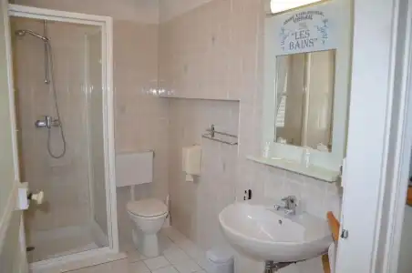 Hôtel des Bains - 9
