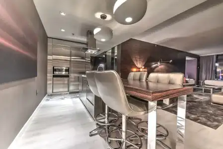 Beautiful Palms Place Suite - 13