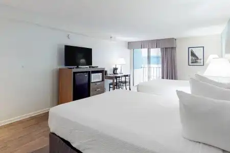 Carolinian Beach Resort by Vacasa - 483