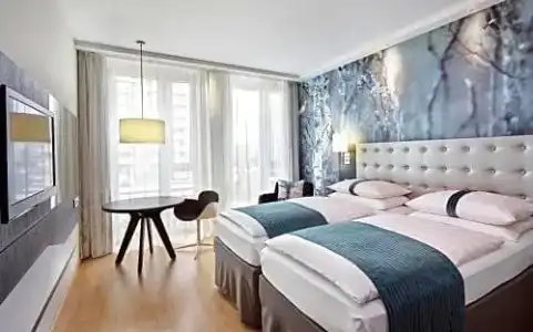Premier Inn Berlin Alexanderplatz - 51