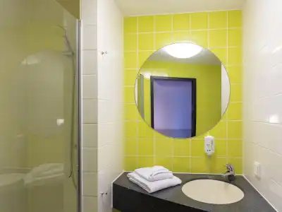 B&B Oberhausen am Centro - 33