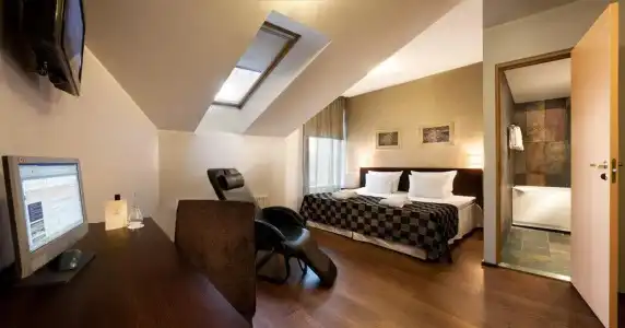 The von Stackelberg Tallinn - 3