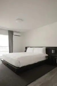 Hollywood Hills - 57