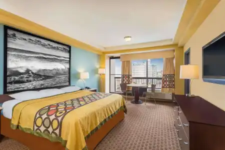 Super 8 By Wyndham Virginia Beach Oceanfront - 23