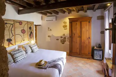 La Torre del Canonigo - Small Luxurys - 69
