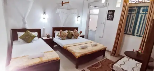 Comfort Inn- Galle Fort - 119