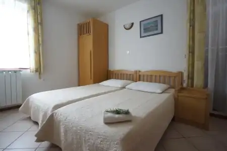 Apartments and Rooms Degra - 5