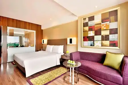 Courtyard by Marriott Chennai - 35