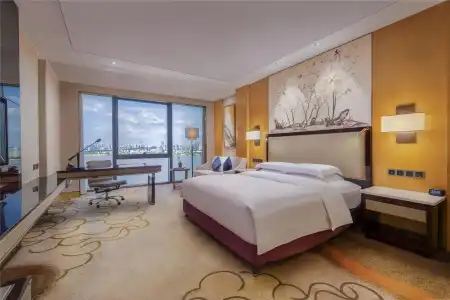 Hilton Wuhan Riverside - 72