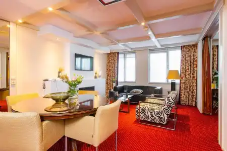 Golden Tulip Central - 151