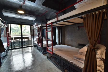 Sleeper Hostel - 4