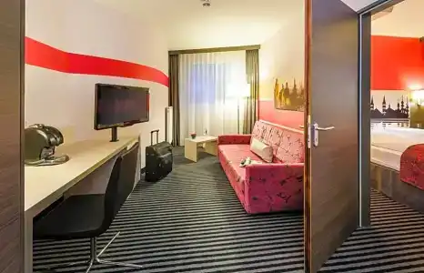 Mercure Wuerzburg am Mainufer - 56