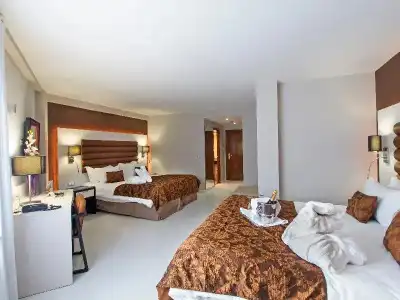 Spa Princesa Parc - 77