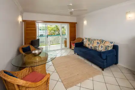 City Terraces Cairns - 25