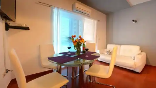Villa Avantgarde - 147