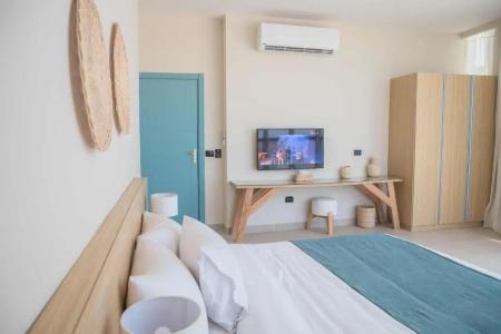 Redcon Suites - 354