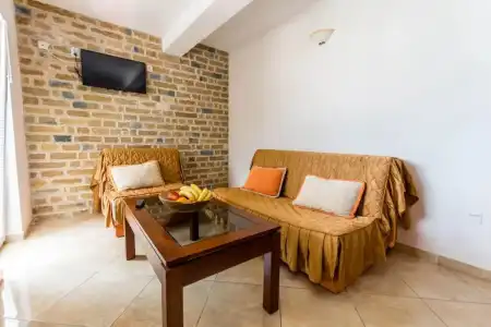 Contessa Apartments - 24