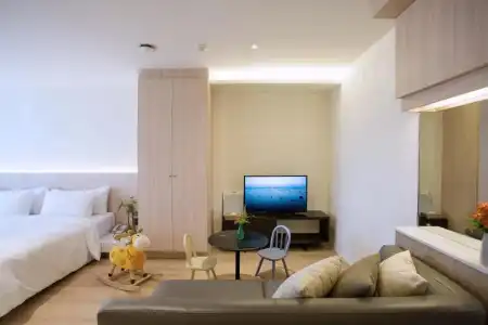 Balcony Seaside Sriracha & Serviced Apartments (SHA Extra Plus) - 266
