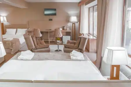 Pino Vere Palace - 41