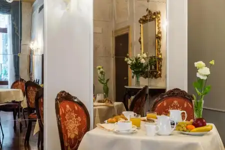 Locanda Sant'Agostin - 12