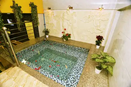 Boss Palace - 12