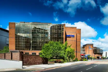 Park Inn by Radisson Cardiff City Centre - 0
