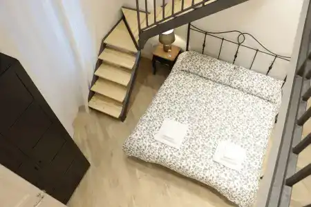 B&B Napoli La scalinata di Chiaia - 5