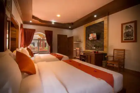 Ravorn Villa Boutique - 73