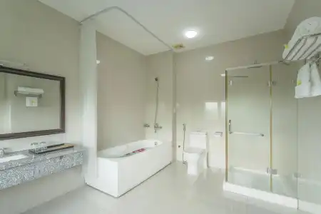 Eden Plaza Danang - 8
