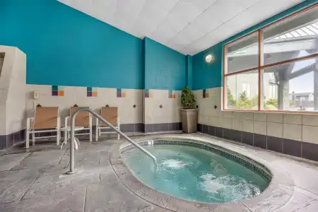 Best Western Plus Ocean View Resort - 20