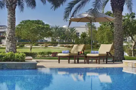Address Montgomerie - 32