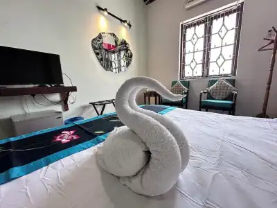 Rangoon Residences + - 17