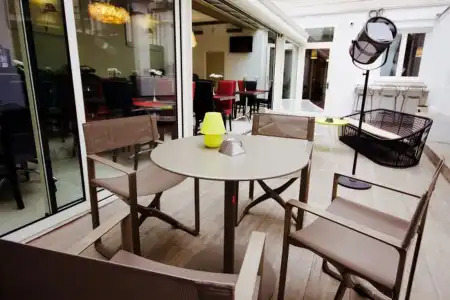 Hôtel Brésil Opéra SPA - 6