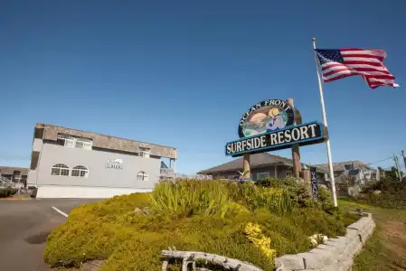 Surfside Oceanfront Resort - 0