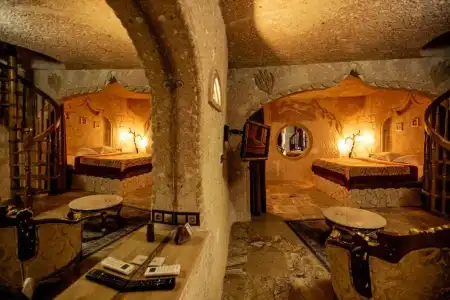 Oread Cave Suites - 161